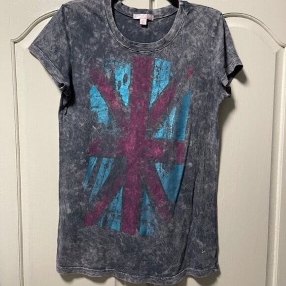 Romeo & Juliet Couture/ T-Shirt - Picture 1 of 3
